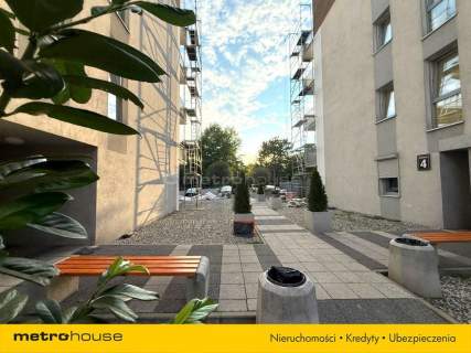 54,9m2/2 pokoje/duży balkon z widokiem na Park