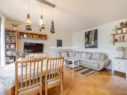 Duże mieszknie 3 sypialnie salon balkon