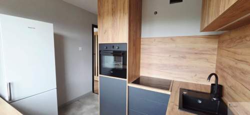 3-pok po generalnym remoncie 60 m2 Os. Witosa Balkon