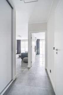 Wyposażony apartament z dużym balkonem miejsce postojowe w garażu