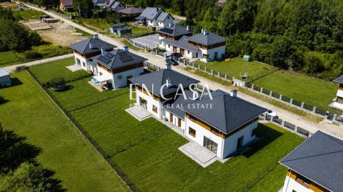Ostatni dom na sprzedaż, pieszo do PKP