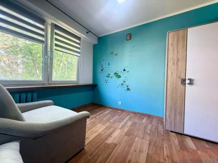 3 pokoje, balkon, po remoncie, 1. piętro, zieleń,