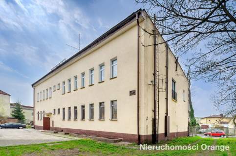 Nieruchomość pod biuro, placówkę medyczną