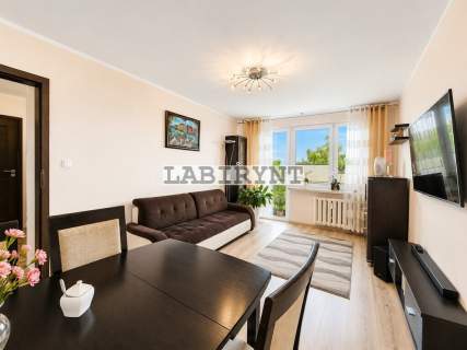 M-5, 74m2, po remoncie, duża loggia, super widok