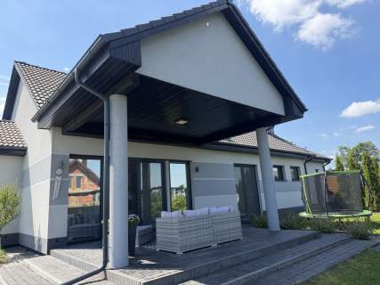 Ładny komfortowy Dom Parterowy 2 Garaże Monitoring sauna