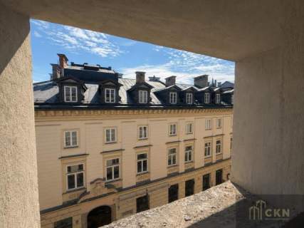 3 pokoje Stare Miasto ul. św. Marka 70 m2
