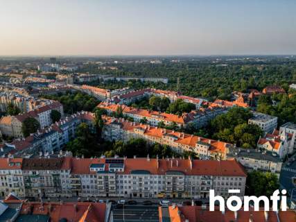 Klimatyczne 3 pokoje z balkonem - Śródmieście