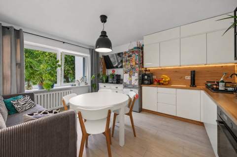    4 pokoje   ul. Iwaszkiewicza   Balkon   Parter   