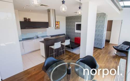 Penthouse na 6 piętrze w Angel City