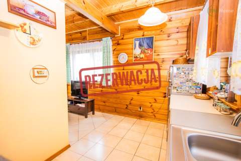 Dom całoroczny z drewna garaż altana