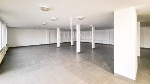 Kompleks biurowo-magazynowy na sprzedaż 1000m2