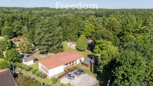 Działka i biznes z linią brzegową Mazury