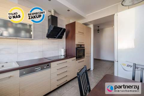 Przestronne Jasne 10m2 piwnica Trójstronne