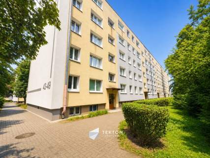 3 pok z balkonem piwnica I oddzielna kuchnia