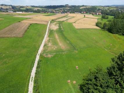 UROKLIWA DZIALKA 1,10 HA W JODŁOWEJ - OTOCZONA NATURĄ, Z P