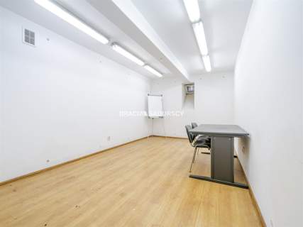 lokal 76m2, Kremerowska przy Karmelickiej