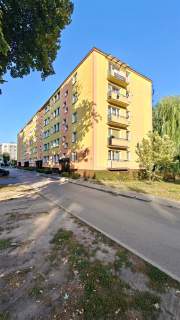 2 pokoje PIONKI w zadbanym bloku
