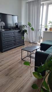 Wynajmę 2 pokojowe,2 balkony,Parking,po Remoncie