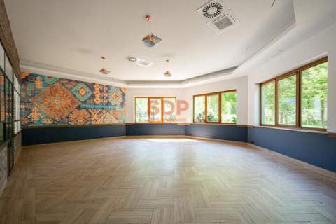 Lokal gastronomiczny 230 m2 - Stara Garbarnia 