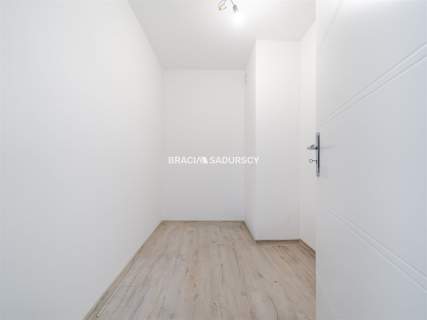 75m2, Dębniki-Kliny Borkowskie