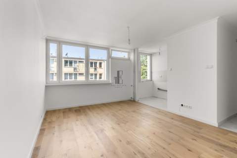 2 pokoje po remoncie saska kępa balkon