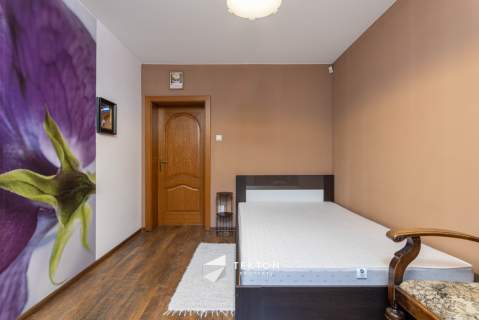 DOM Z OGRODEM 219,8 m 5 POKOI 2 ŁAZIENKI