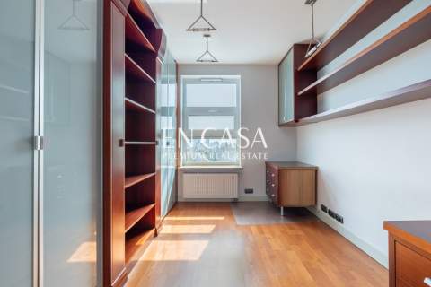 Babka Tower - apartament na wysokim piętrze A/C