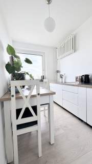 2 pokoje po remoncie Balkon Piwnica I Santocka