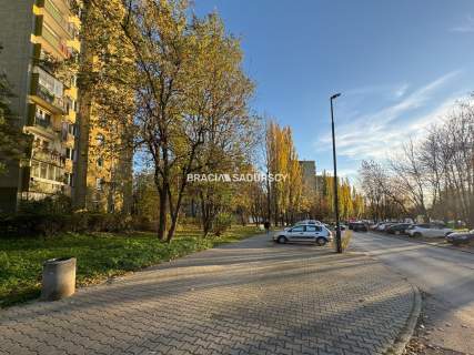 Czyżyny   3 pokoje z balkonem i piwnicą
