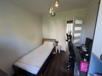 3 pokojowe mieszkanie 48 m, balkon, I piętro, os. Asnyka