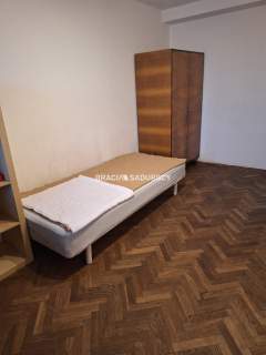 2-pok, ul. Królewska, parking dla mieszkańców