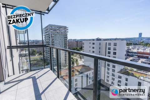 Eleganckie mieszkanie-duży balkon10 minut do morza