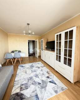 Naprzeciw Sky Tower/balkon/pokoje od podwórza