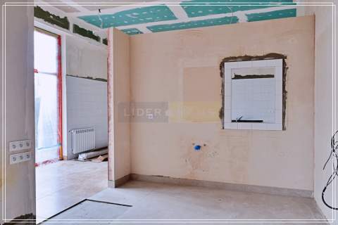 Lokal usługowy w Centrum Łomianek