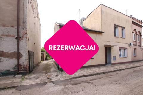 Mieszkanie z ogródkiem i poddaszem użytkowym.