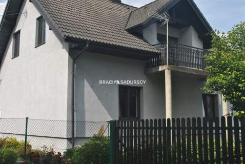 Dwurodzinny dom w Cichawie gm, Gdów