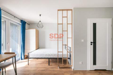 Słoneczny apartament z balkonem w Centrum przy Al. Armii Krajowej