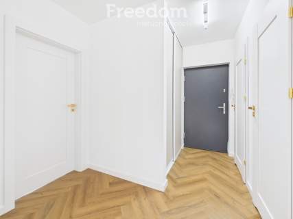 Gotowy do wejścia. Apartament z tarasem garaż