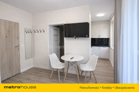 85 m 3 niezależne lokale Balkon Garaż