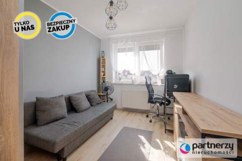 Przestronne Jasne 10m2 piwnica Trójstronne
