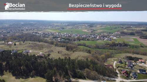 Płaska działka przy lesie   Trąbki Wielkie 