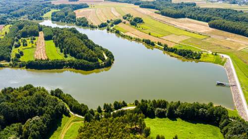 Działka nad zalewem 17 ar w Skrzyszowie 198 000 zł