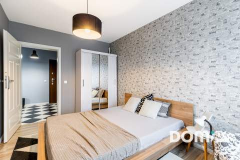 Nowoczesne mieszkanie, balkon, zielona okolica