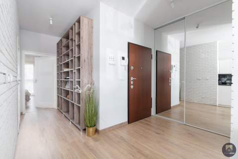 3 Pok-Apartamentowiec Garaż,komórka 10 min CENTRUM