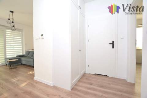 2 pokoje w Apartamentowcu, w pełni umeblowane