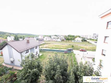 2 pokoje z duzym balkonem i klimatyzacją i widokiem na Karczówkę
