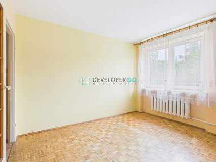 Mieszkanie na wysokim parterze z balkonem