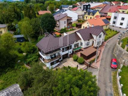 DOM W ZABUDOWIE BLIŹNIACZEJ PO REMONCIE, KOŁACZYCE