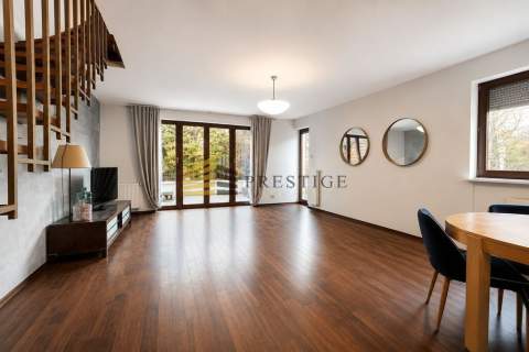 Dwupoziomowy apartament z ogródkiem Wilanów Garaż