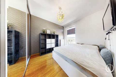 Od 1 sierpnia - dwupokojowe mieszkanie balkon
